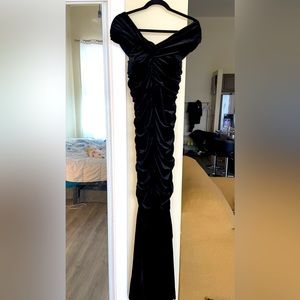 FASHION NOVA Velvet Black Maxi Dress